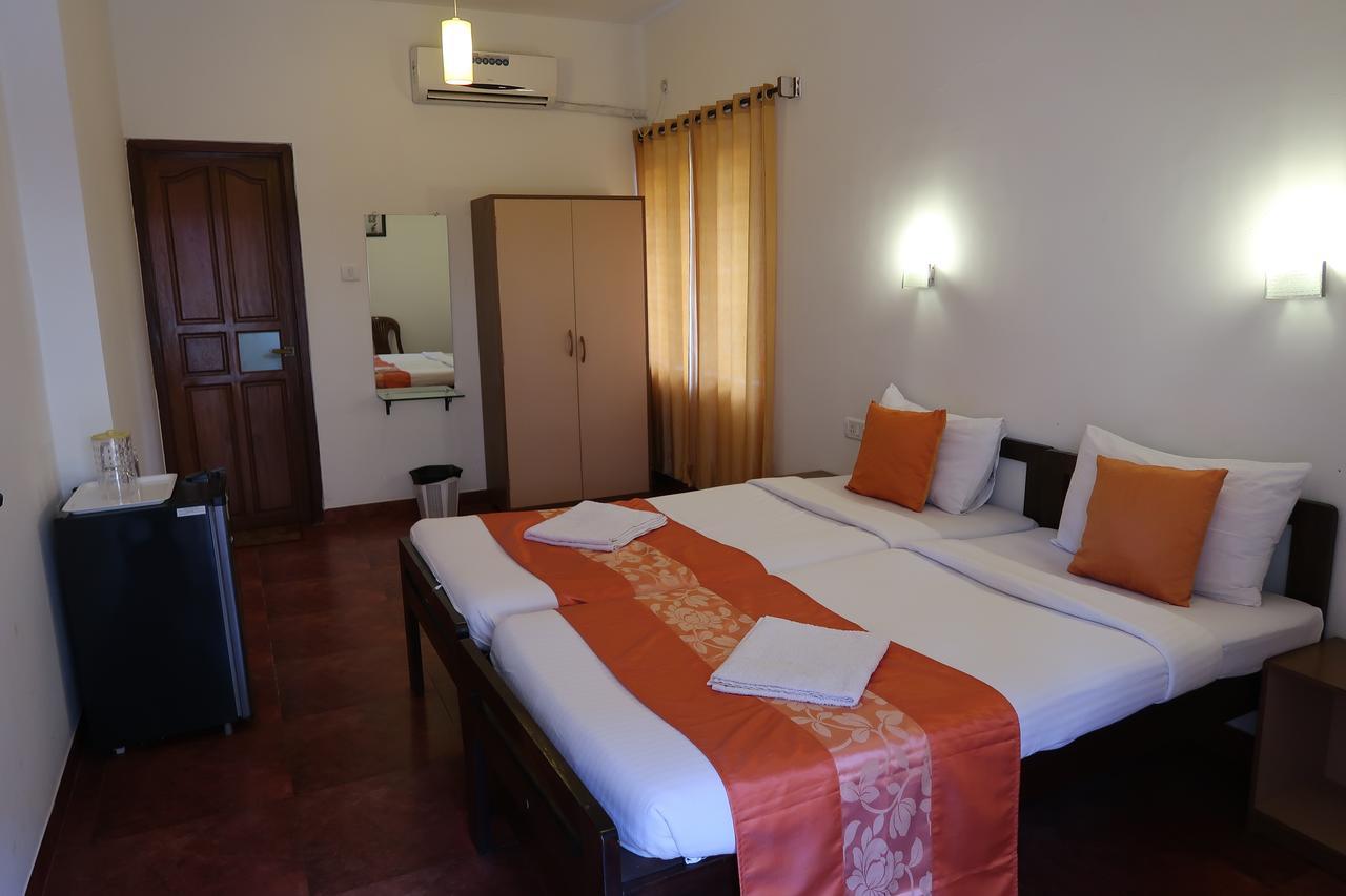 Hotel Celi Calangute Exterior foto